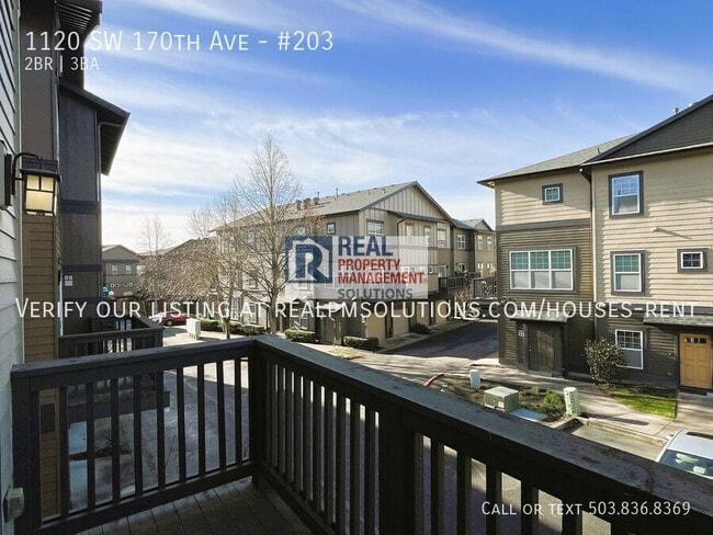 Building Photo - 1120 SW 170th Ave