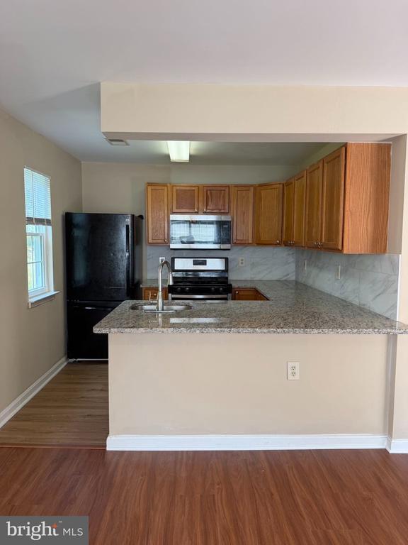 Building Photo - 11824 ETON Dr