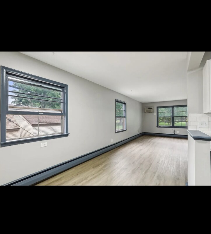 Building Photo - 3606 E 34th St