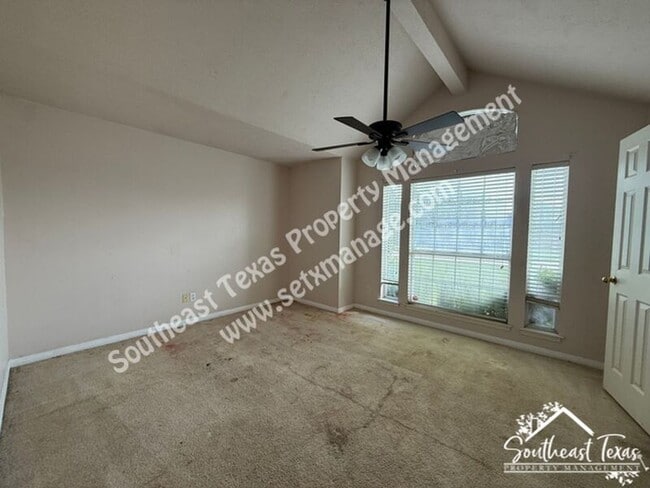 Building Photo - 7890 Jill Ln