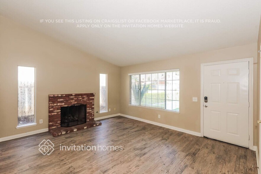 Building Photo - 12771 Tehama Cir