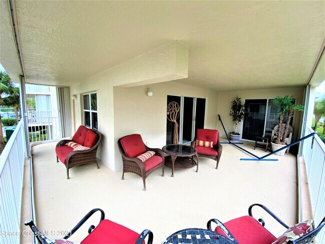 Building Photo - 603 Shorewood Dr