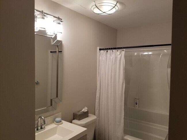 Building Photo - Hilton Head Plantation