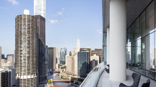 Building Photo - 102 W Wacker Dr