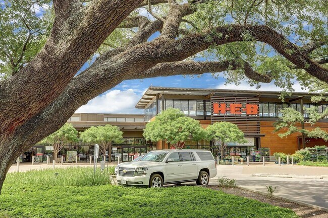 Building Photo - 1205 Autrey St