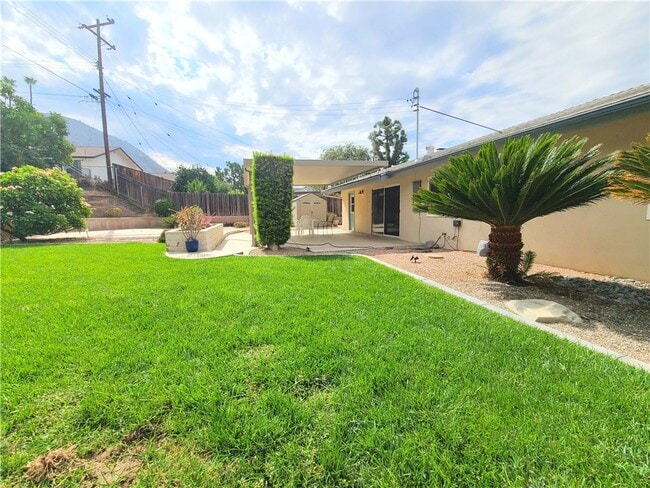 Building Photo - 12149 Country Club Ln