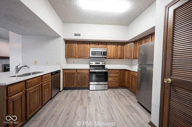 Building Photo - 3707 N Meridian St