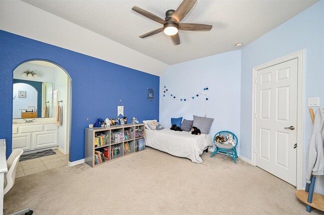 Building Photo - 6342 Collina Springs Ct