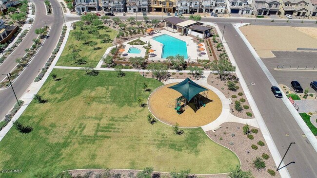 Building Photo - 6519 E Villa Maria Dr