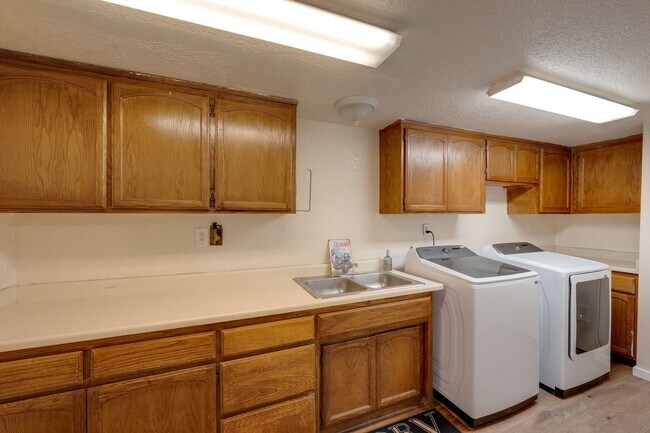 Building Photo - Charming 4 Bedroom Home on Beautiful 10-Acre Property!