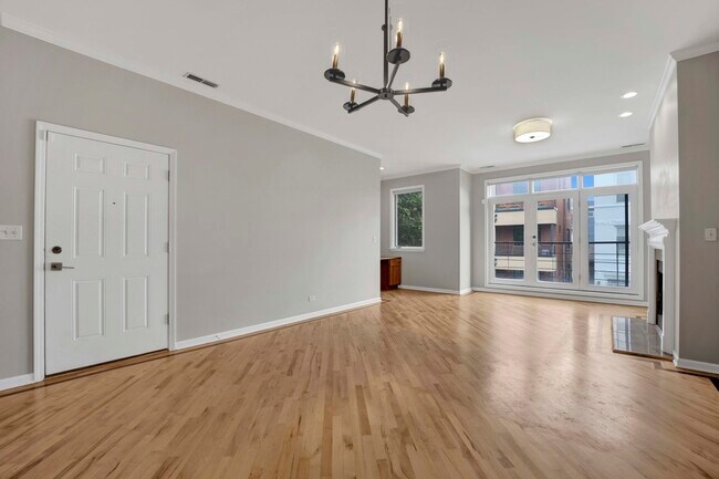Building Photo - 1517 W Fry St