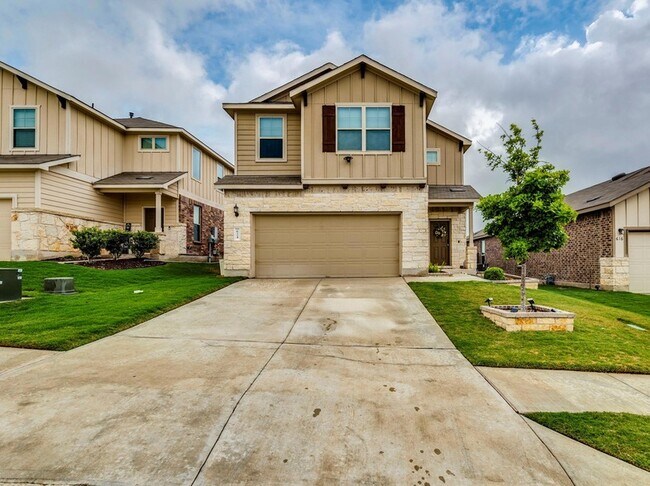 Building Photo - 624 Pepperbark Loop