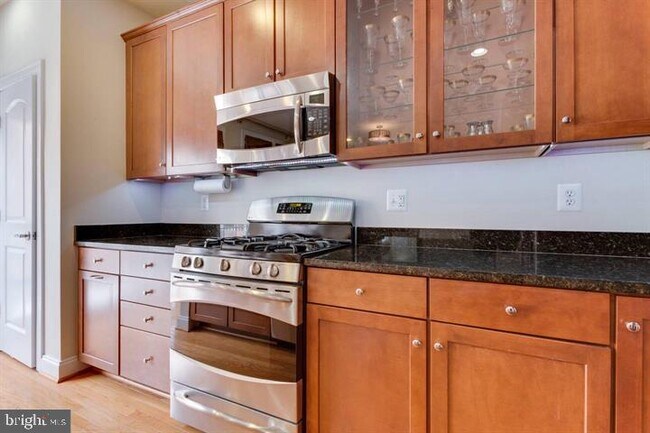 Building Photo - 2149 Red Vine Dr