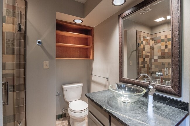 Building Photo - Gorgeous 3 BR + Office & 2 BA Home in the John Landings neighborhood with a heated pool!