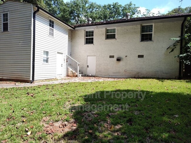 Building Photo - 3401 Bonaire Dr