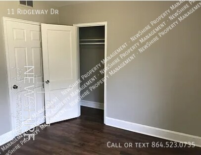 Building Photo - 11 Ridgeway Dr