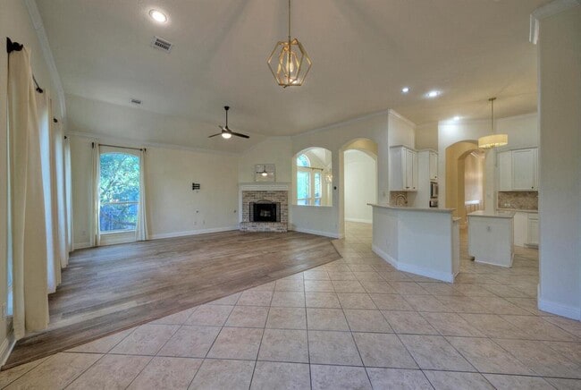 Building Photo - 7216 Via Correto Dr