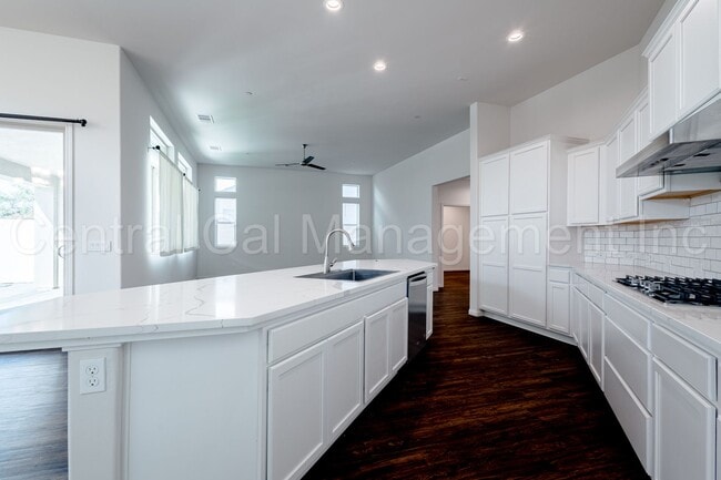 Building Photo - 4 Bedroom/3 Bath Home with Office and Paid Solar - $3295 Per Month!