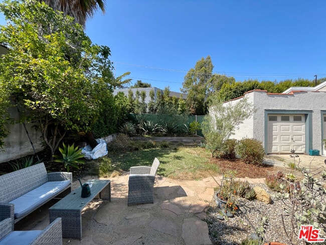 Building Photo - 5017 Edgewood Pl