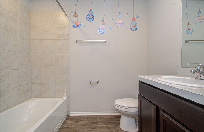 Building Photo - 20835 Medford Landing Ln