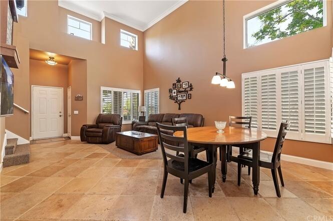 Building Photo - 782 Viewtop Ln