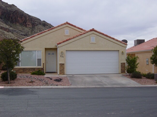 Primary Photo - 3 Bedroom Home in Hurricane