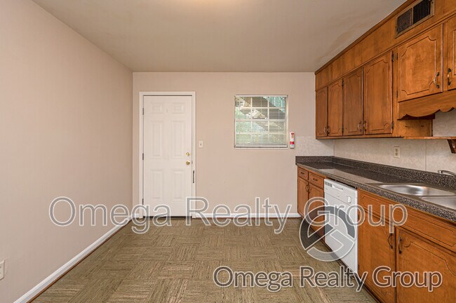 Building Photo - 2020 High School Rd