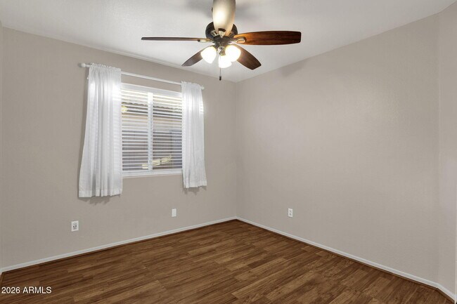 Building Photo - 17424 N 2nd Ave