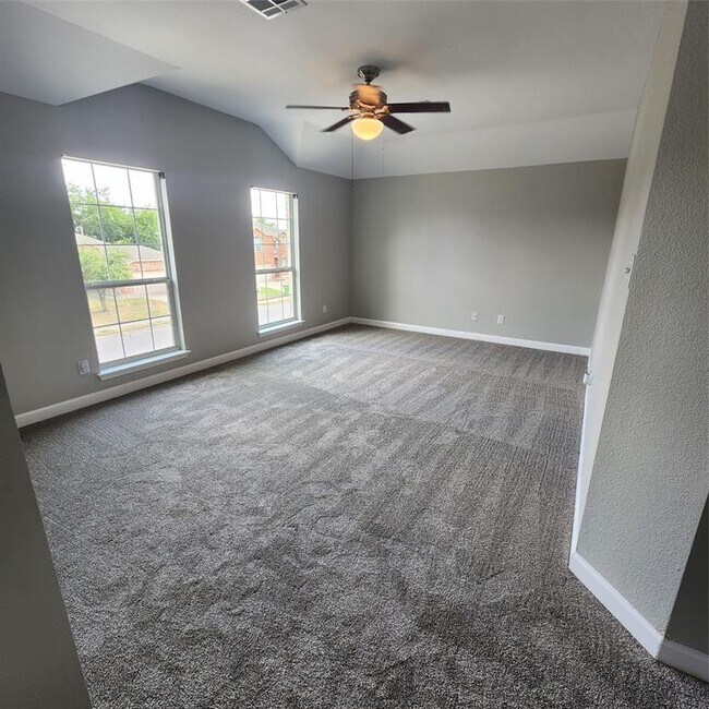 Building Photo - 3412 Longhorn Trail