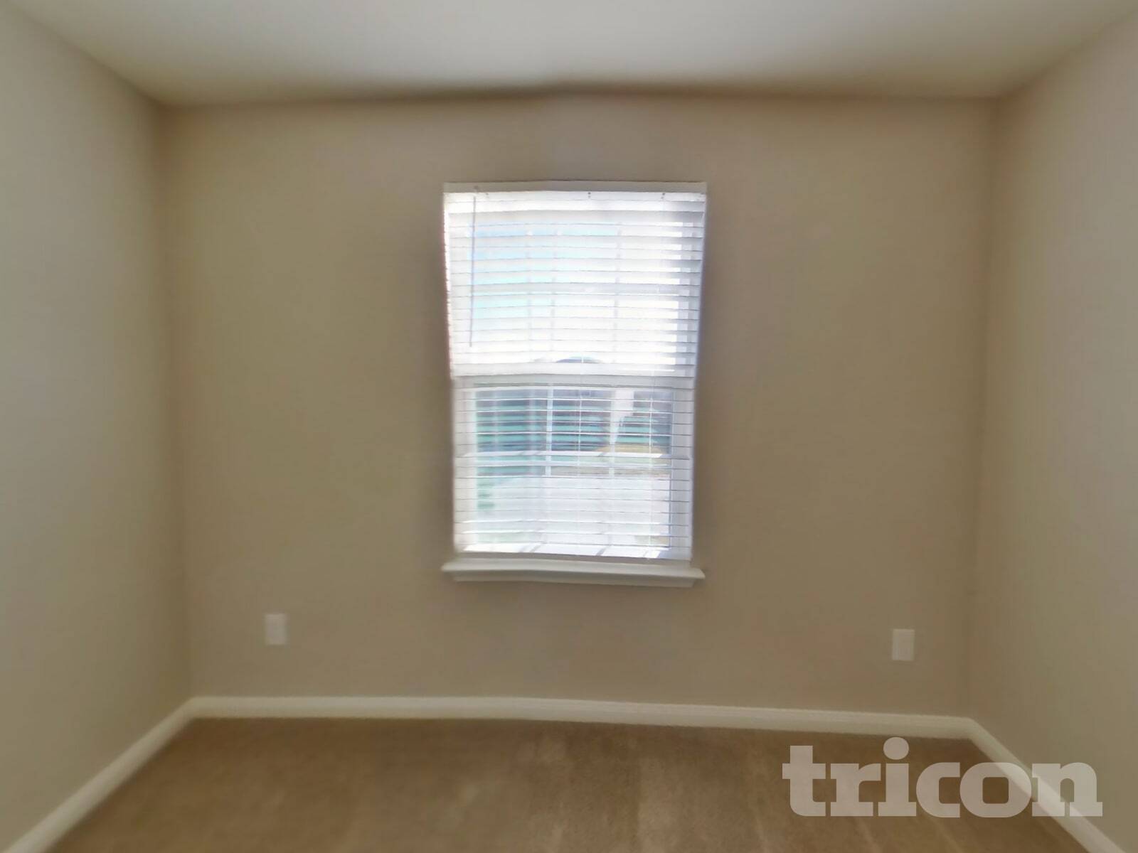 Building Photo - 676 Yearwood Ln