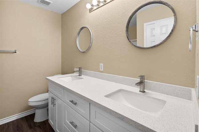 Building Photo - 8103 Willet Trail