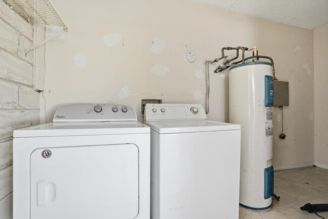 Building Photo - 8362 Kipling Ct