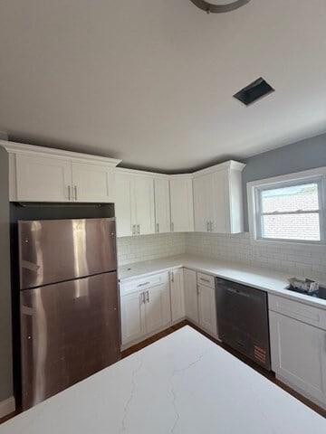 Building Photo - 371 Belmont St