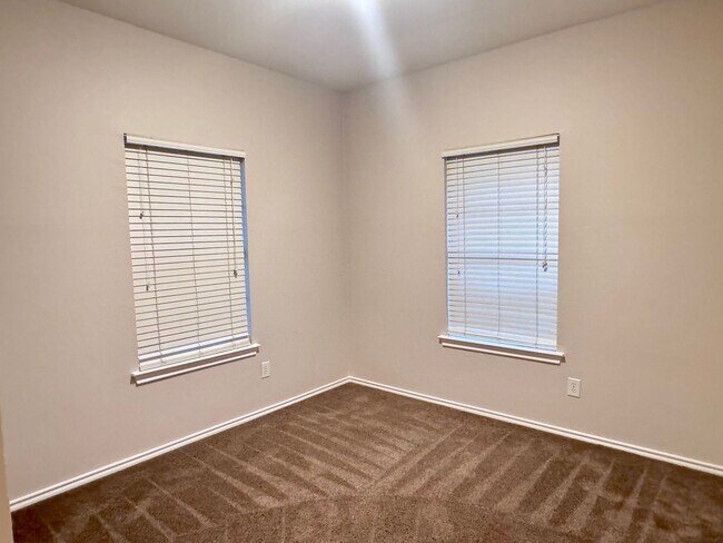 Building Photo - Best Priced Single Family Home in All of 7...