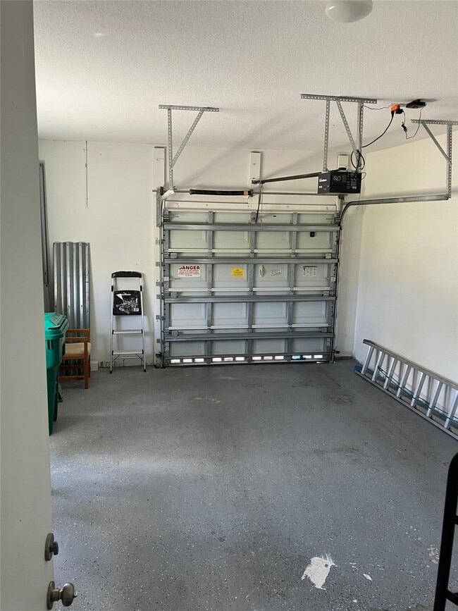 Building Photo - 3563 NW 13th St