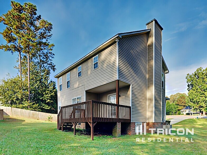 Building Photo - 907 S Philwood Ct