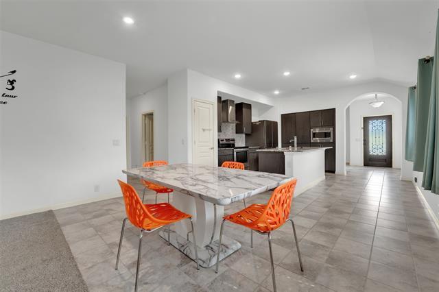 Building Photo - 755 Revere Ln