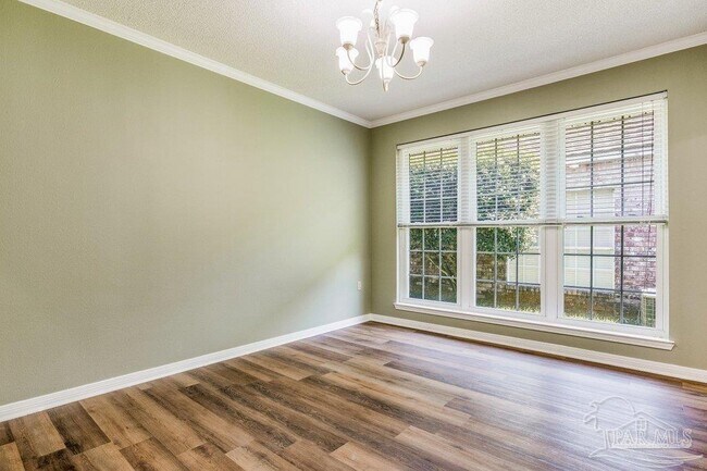 Building Photo - 1443 Champions Green Dr