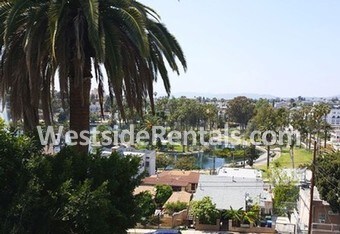 Primary Photo - 1016 Laguna Ave