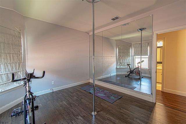 Building Photo - 7039 Comal Dr