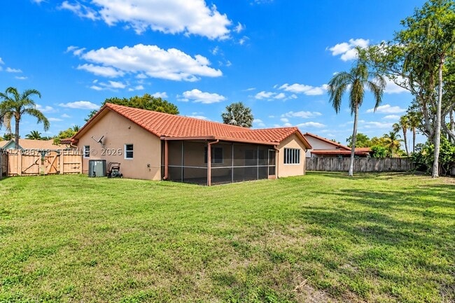 Building Photo - 21034 Chinaberry Dr