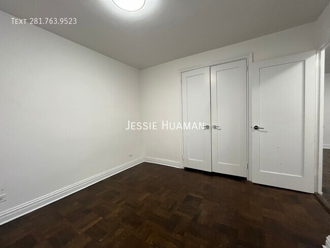 Building Photo - 96 Fifth Avenue -4CD