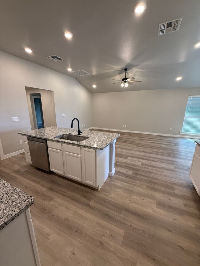 Building Photo - Available Now!! 4/2/2 in Frenship ISD
