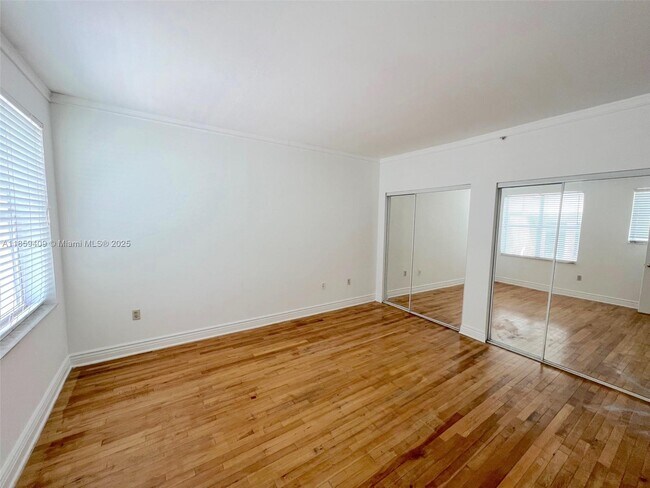 Building Photo - 1502 Jefferson Ave