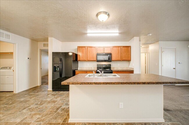 Building Photo - SW Boise Single Level Charmer!