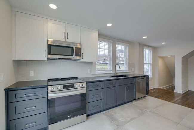 Building Photo - 3509 Howard St