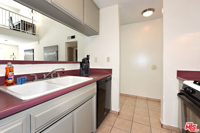 Building Photo - 3600 Bagley Ave
