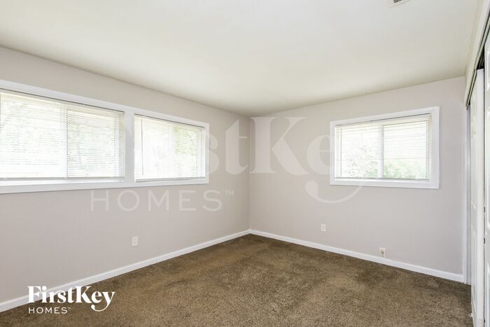 Building Photo - 340 Allen Dr