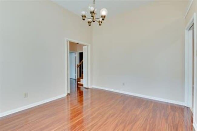 Building Photo - 15114 Mira Vista Dr