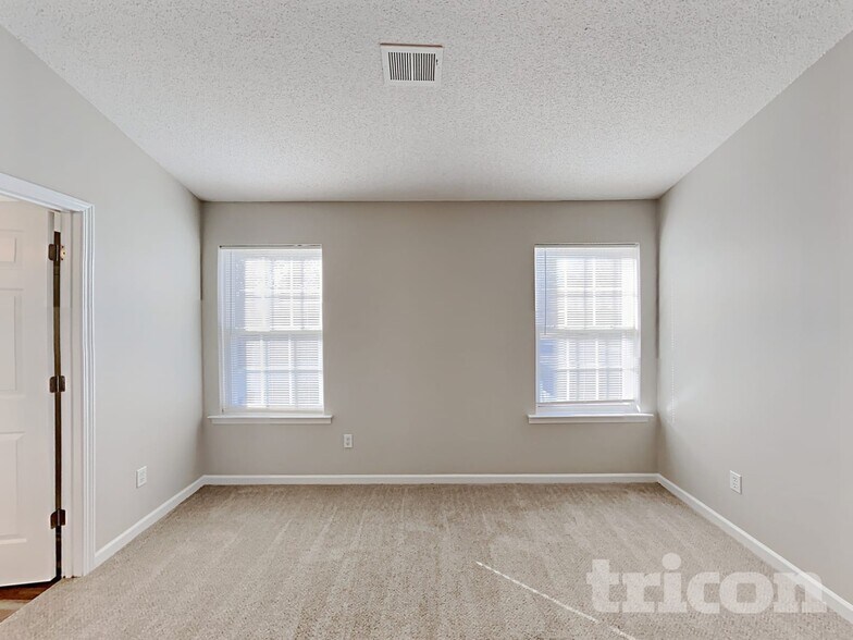 Building Photo - 3400 Futura Ln